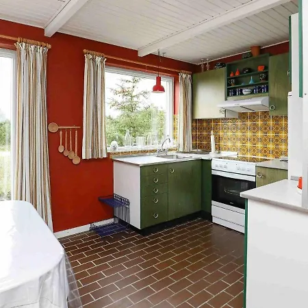Holiday home V *