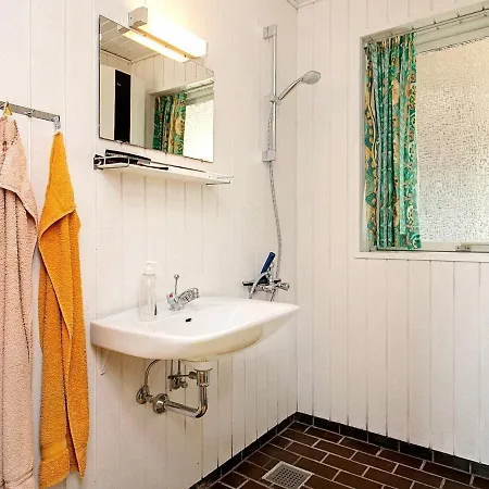 V Holiday home *